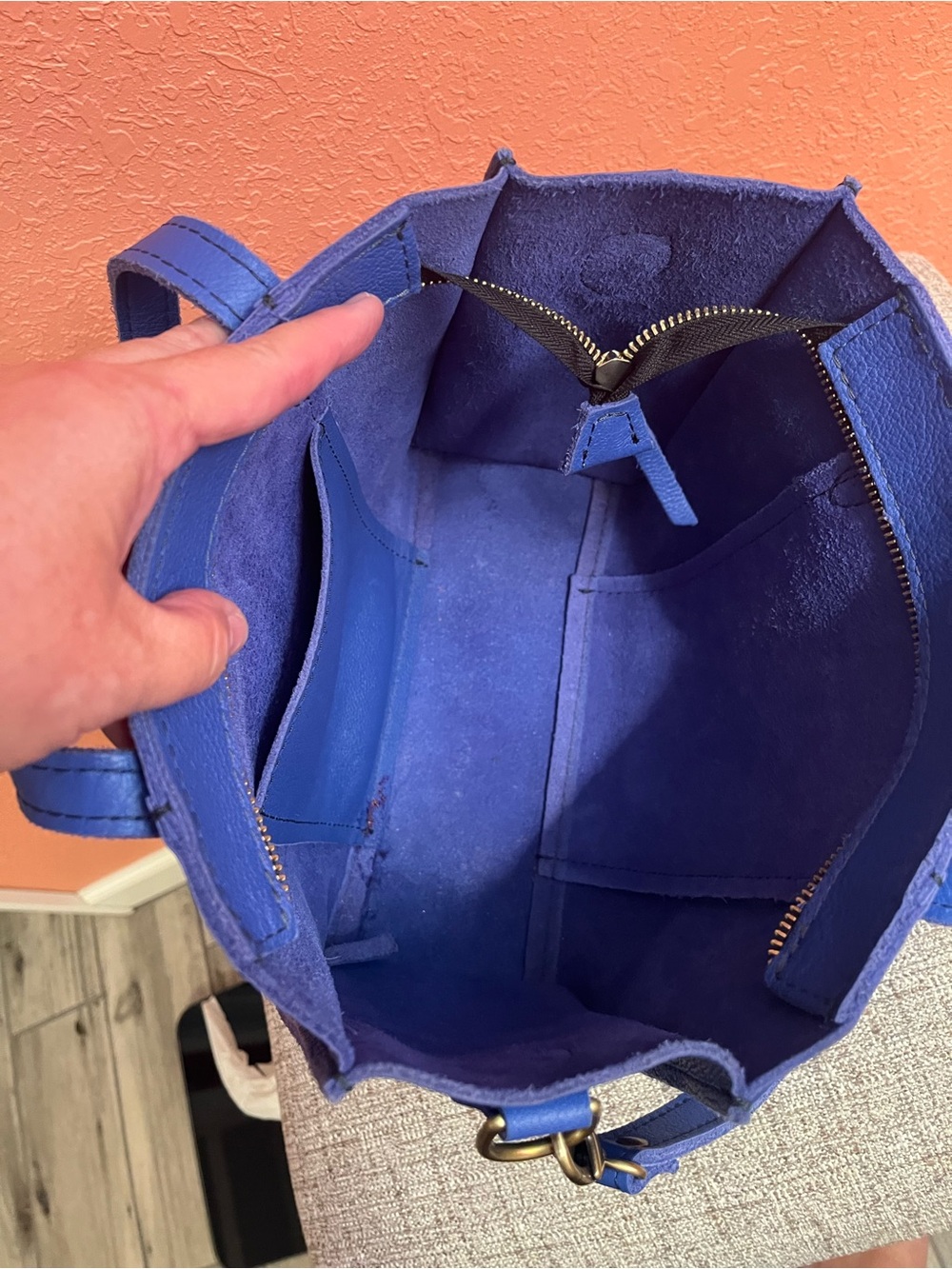 Portland Leather Royal Blue Satchel with purse liner included - Picture 5 of 8